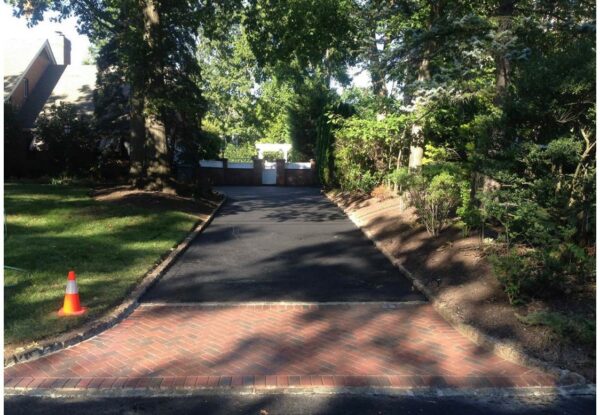 Asphalt Driveway (1)