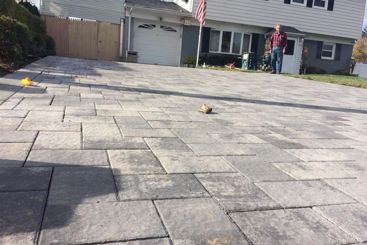 Hamden Interlock Paving Installation